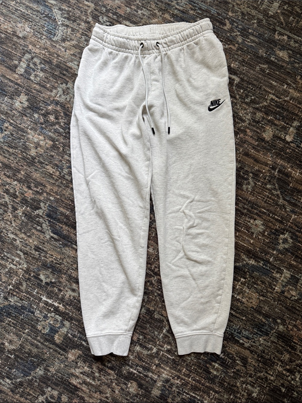 Nike Women's Heather Gray Jogger Sweatpants with Black Swoosh